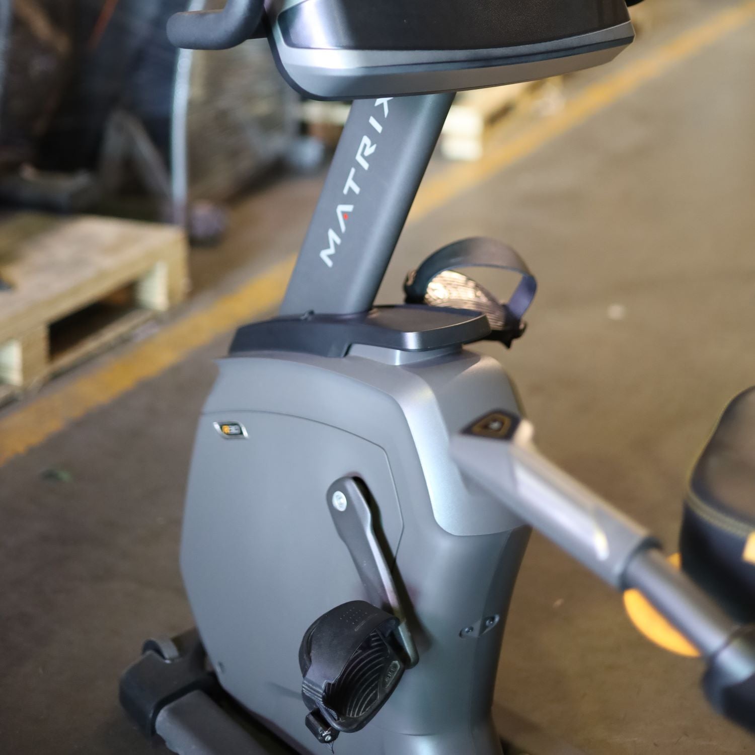 Matrix Recumbent Bike R30XR (Clearance Display)