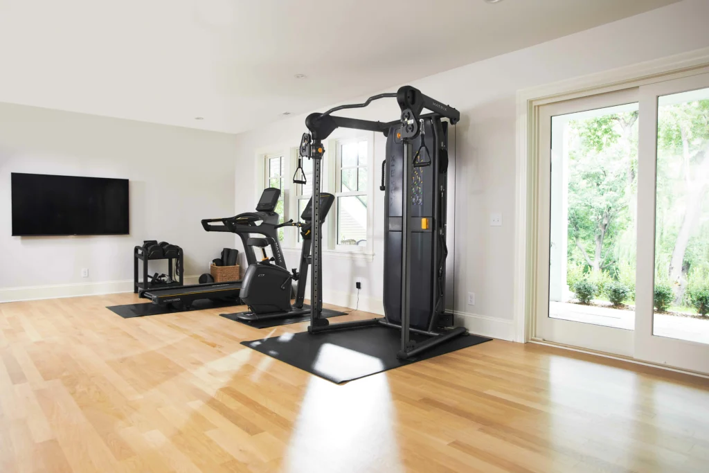 MXR23_LIFESTYLE_FTR30 home gym w-upright_treadmill_lores